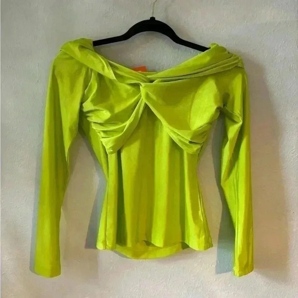 STINE GOYA Green Yuna Long Sleeve T-Shirt - Picture 2 of 10